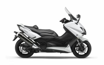 Rent Yamaha T-MAX 500cc 