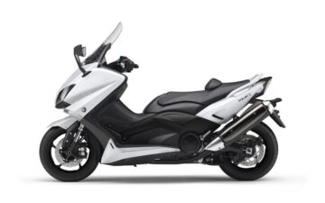 Rent Yamaha T-MAX 500cc 